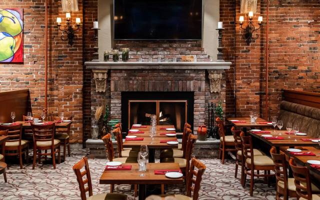 Kingston Hotel