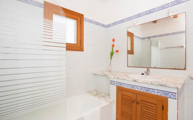 Villa - 4 Bedrooms with Pool and WiFi - 103183