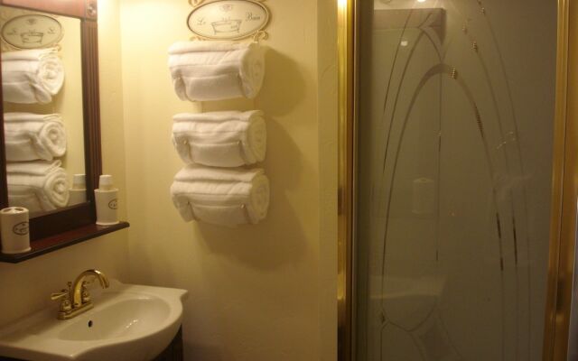 Indian Creek Village Winery