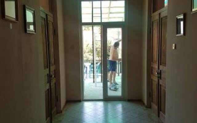 Guest House Romashka