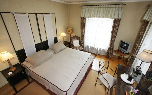Solar Do Castelo, a Lisbon Heritage Collection