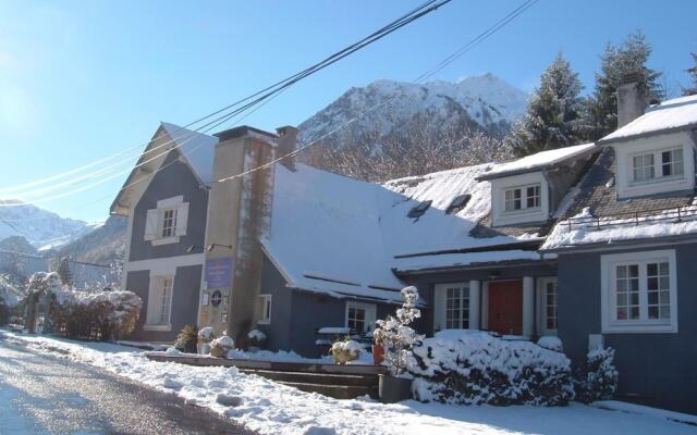 La Maison D'Hoursentut