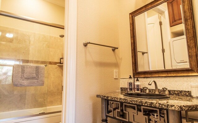 Lovely 2-bedroom in Cupertino