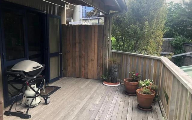 Kākā Ridge Retreat Bush Hideaway