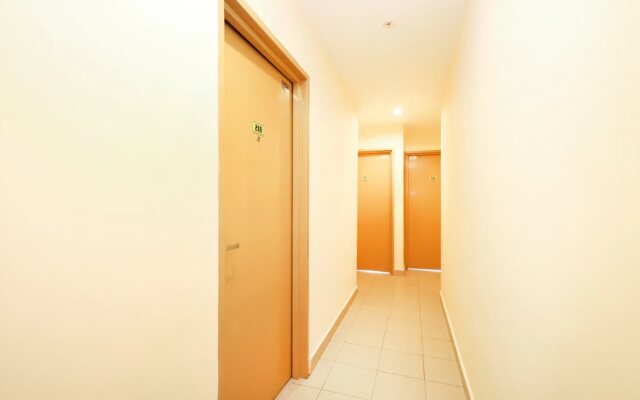 OYO 635 Seven Days Hotel