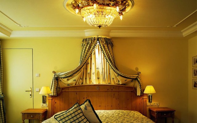 Romantik Hotel "Die Krone von Lech"