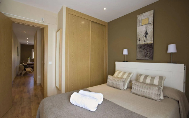 Apartamentos APR Numancia