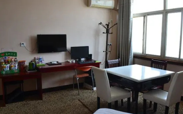 Qixian Henghui Hotel