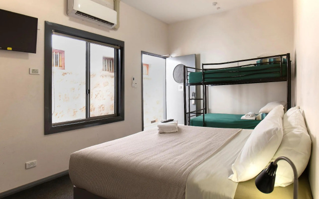 YHA Fremantle Prison
