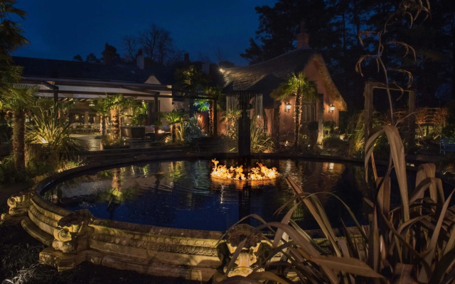 Le Petit Chateau & William de Percy
