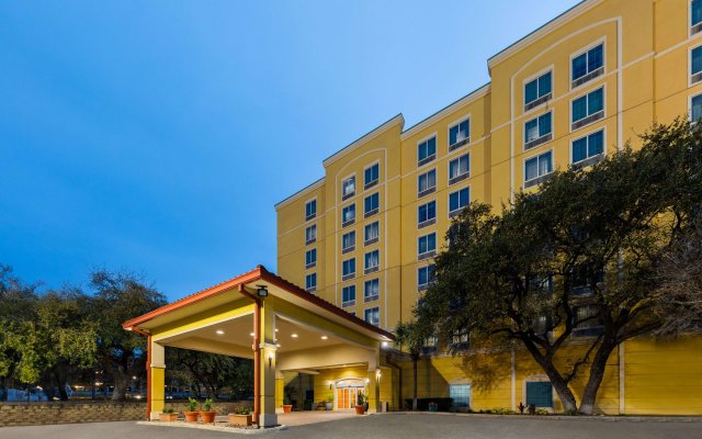 La Quinta Inn & Suites San Antonio Medical Center