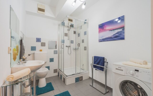 Gierstergasse Apartment Near Downtown