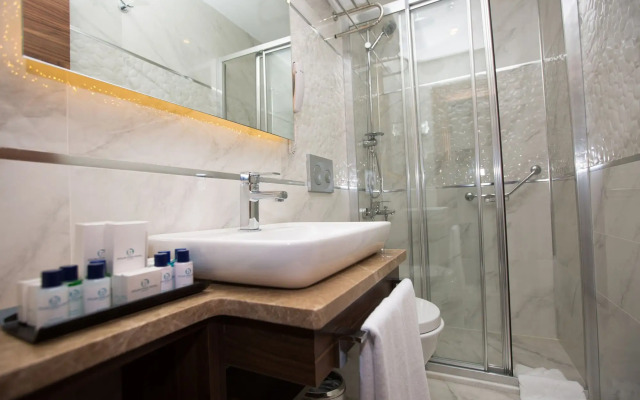 Guler Park Hotel