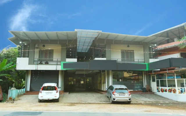 The Green Mushroom By OYO Rooms