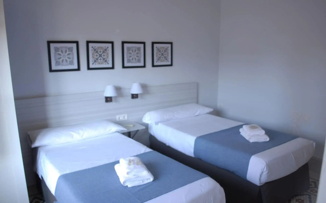 La Perla Granada Suites