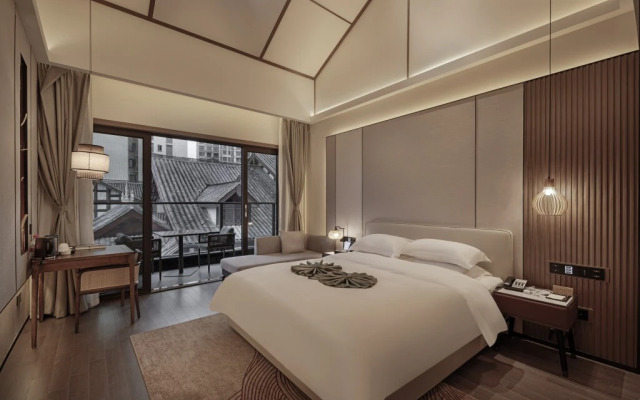 Dazhou Wenfeng Hotel