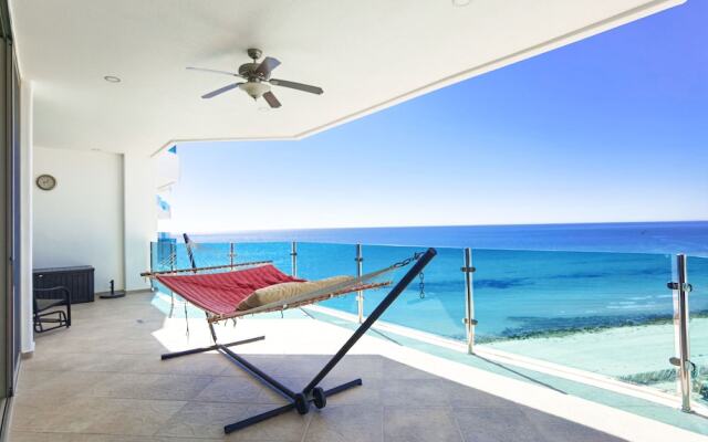 Hotel Esmeralda Beach Resort