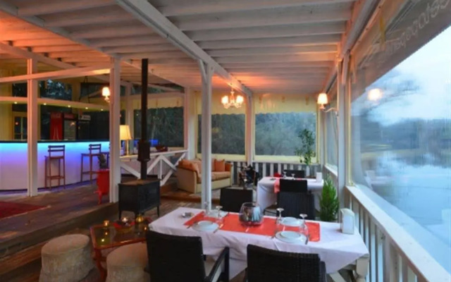 Agva Tree Tops Park Hotel