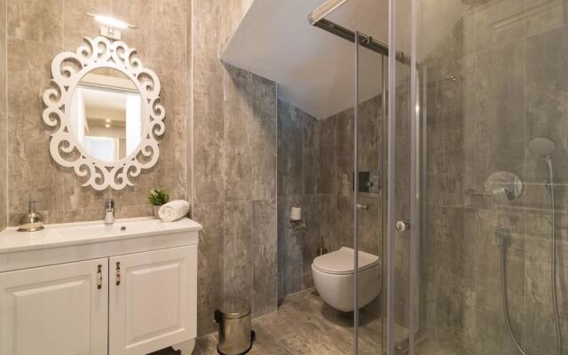 Villa Sky by Akdenizvillam