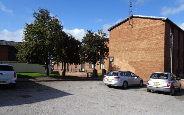 Home With a View Close to Liverpool Stadium