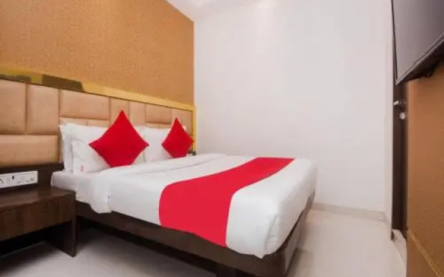 OYO 17322 Hotel Prime Residency