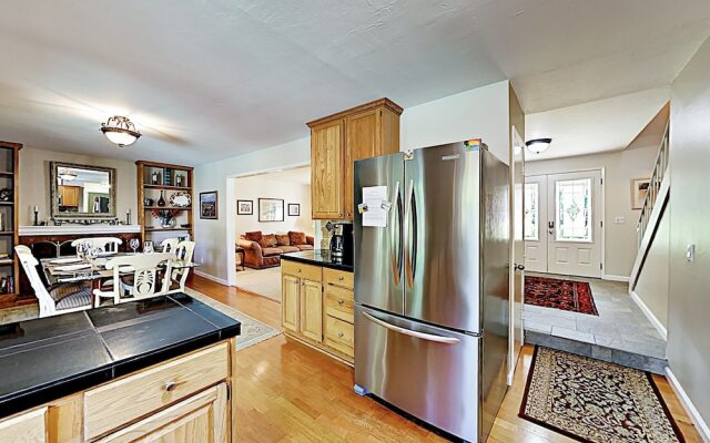 990 Sonoma - 3 Br Home