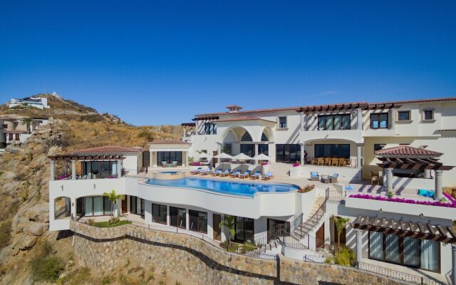 Villa With Sweeping Ocean Views From Pedregal: Casa Stella