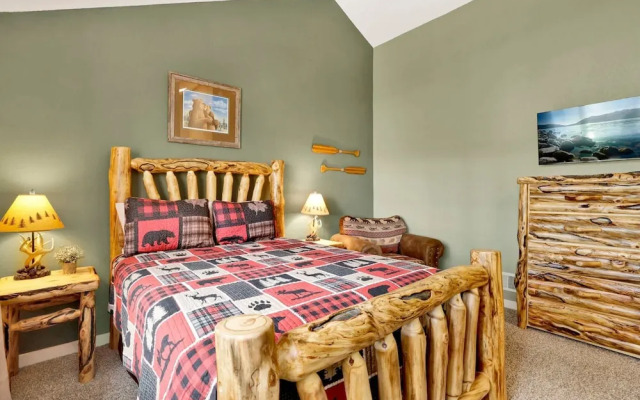 Woodland Retreat #2548