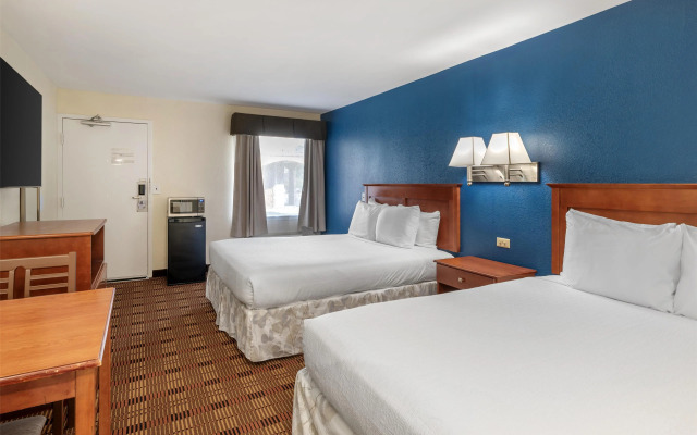 SureStay Hotel by Best Western East Brunswick