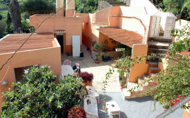 Camino Art Hostel