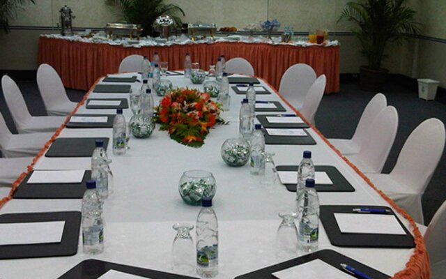 Hotel Altamira Suites