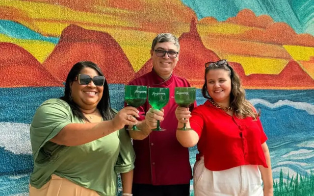 Americas Townhouse Hotel