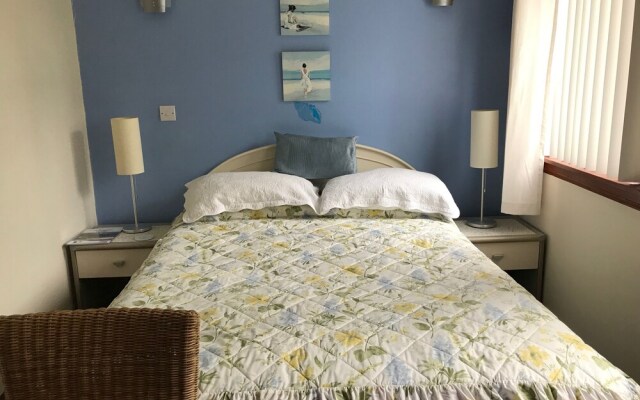 9 East Bay Bed and Breakfast