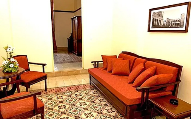 Hotel E Velasco