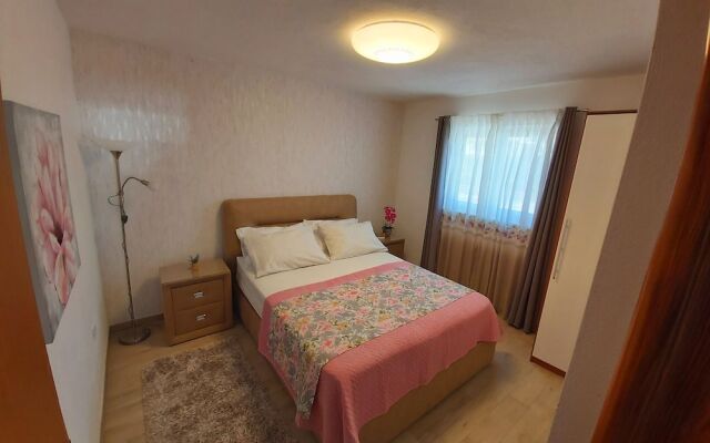 Apartments Rakuljic
