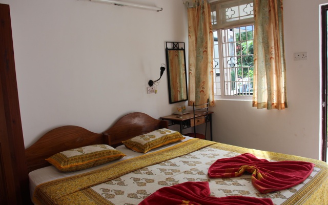 Peravel Beach Holiday Home – Guest Rooms – Candolim