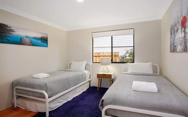 BLUEBELL on THE BEACH DUNSBOROUGH