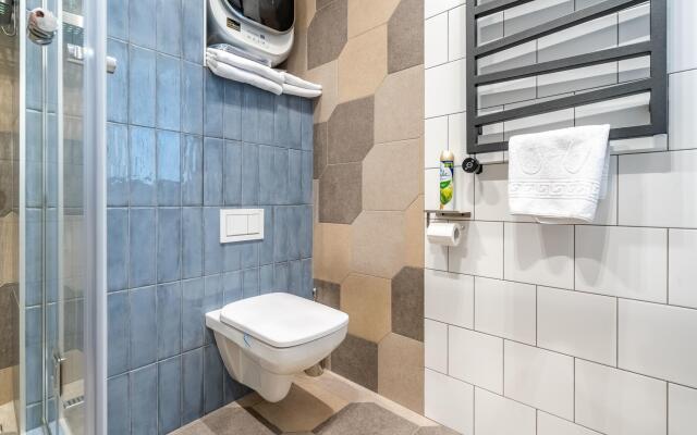 Апартаменты на проспекте Английский 24