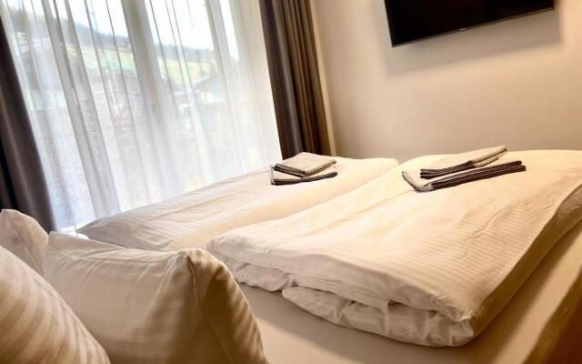 Bergzeit Apartments right on the ski slope