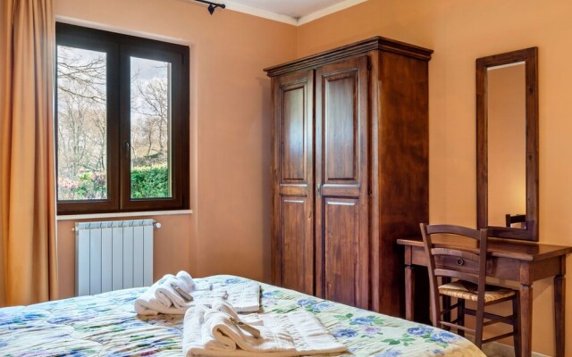 Modern Holiday Home in Sorano With Swimming Pool