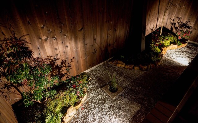 RESI STAY Villa Silktree