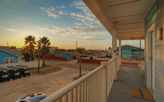 4 Costa Bahia Condos