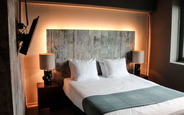 Rooms25