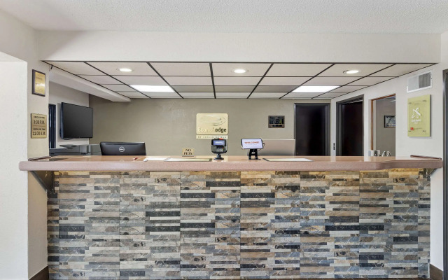 Econo Lodge Augusta, Downtown