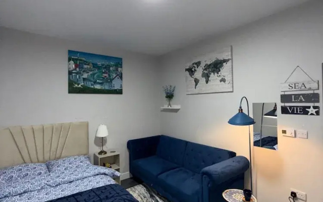 Coastal Comfort City Centre Condo
