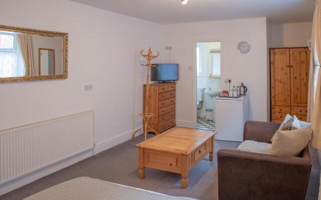 Q Accommodation