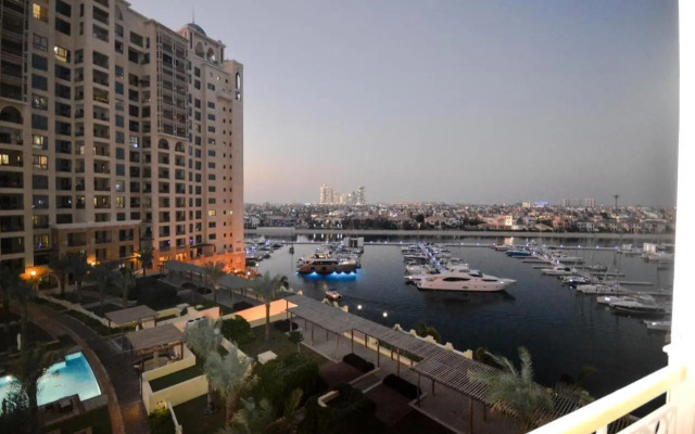 Frank Porter - Marina Residence 5