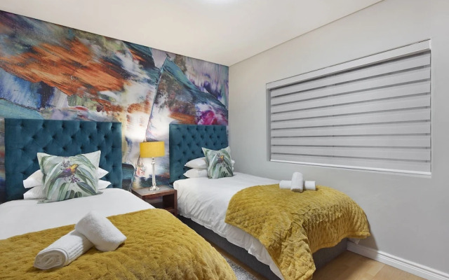 Penthouse F23 Seaside Village