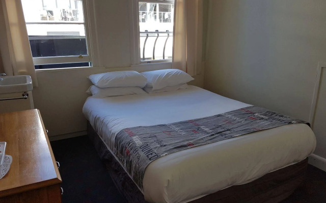 Whakatane Hotel