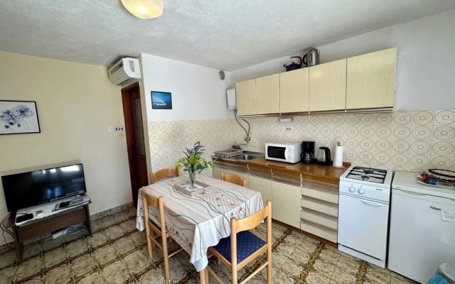 Apartman Mona 2